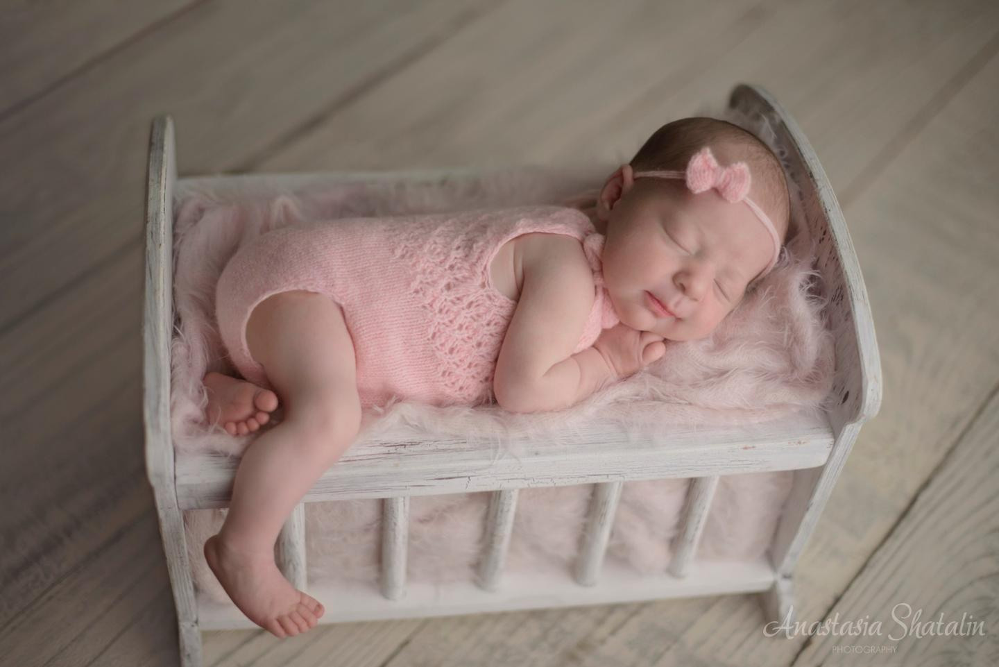 Newborn photography Sacramento. Family photographer in Roseville, Rocklin, Folsom, Sacramento