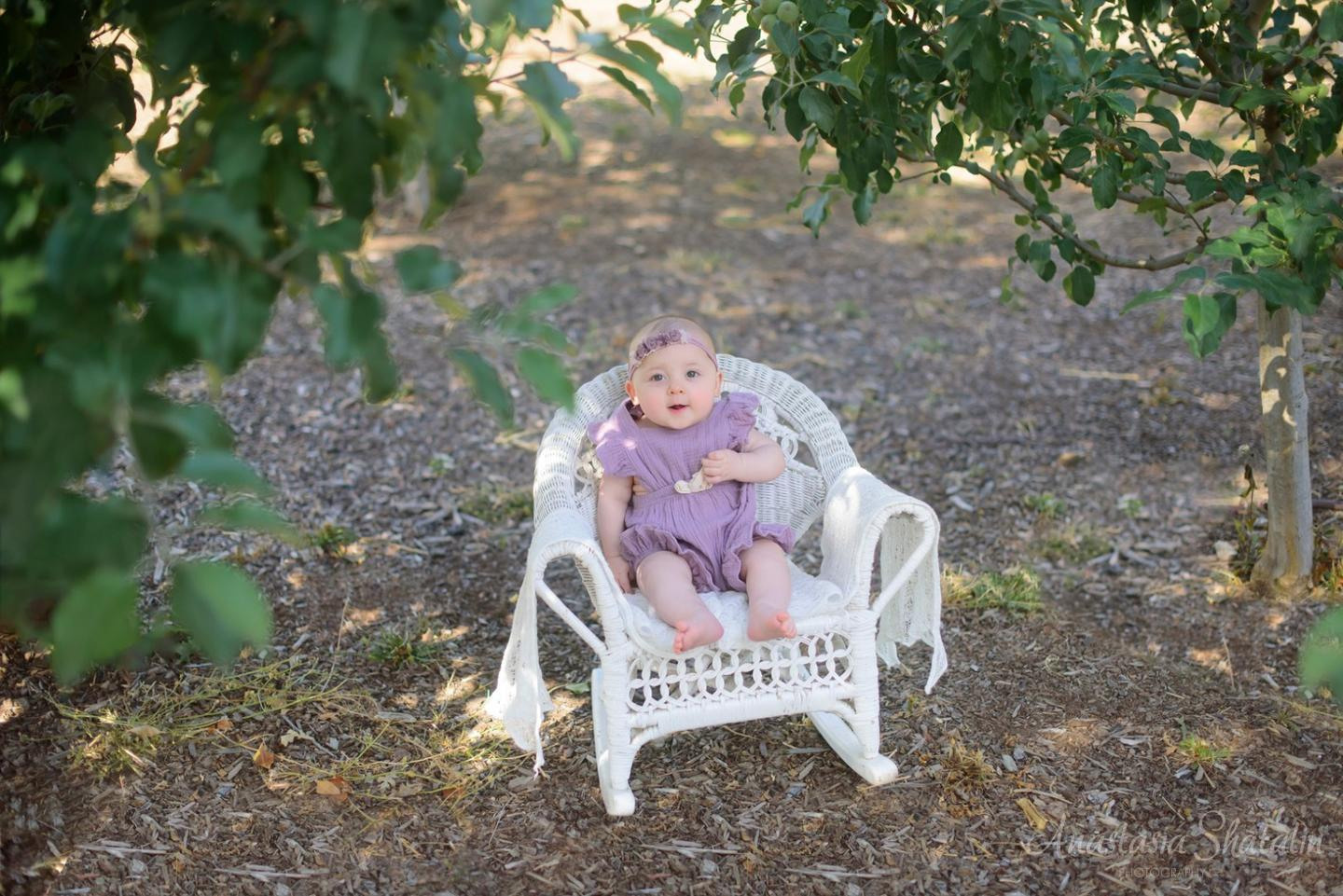 Baby infant photographer Rocklin Roseville Sacramento. Family photographer in Roseville, Rocklin, Folsom, Sacramento