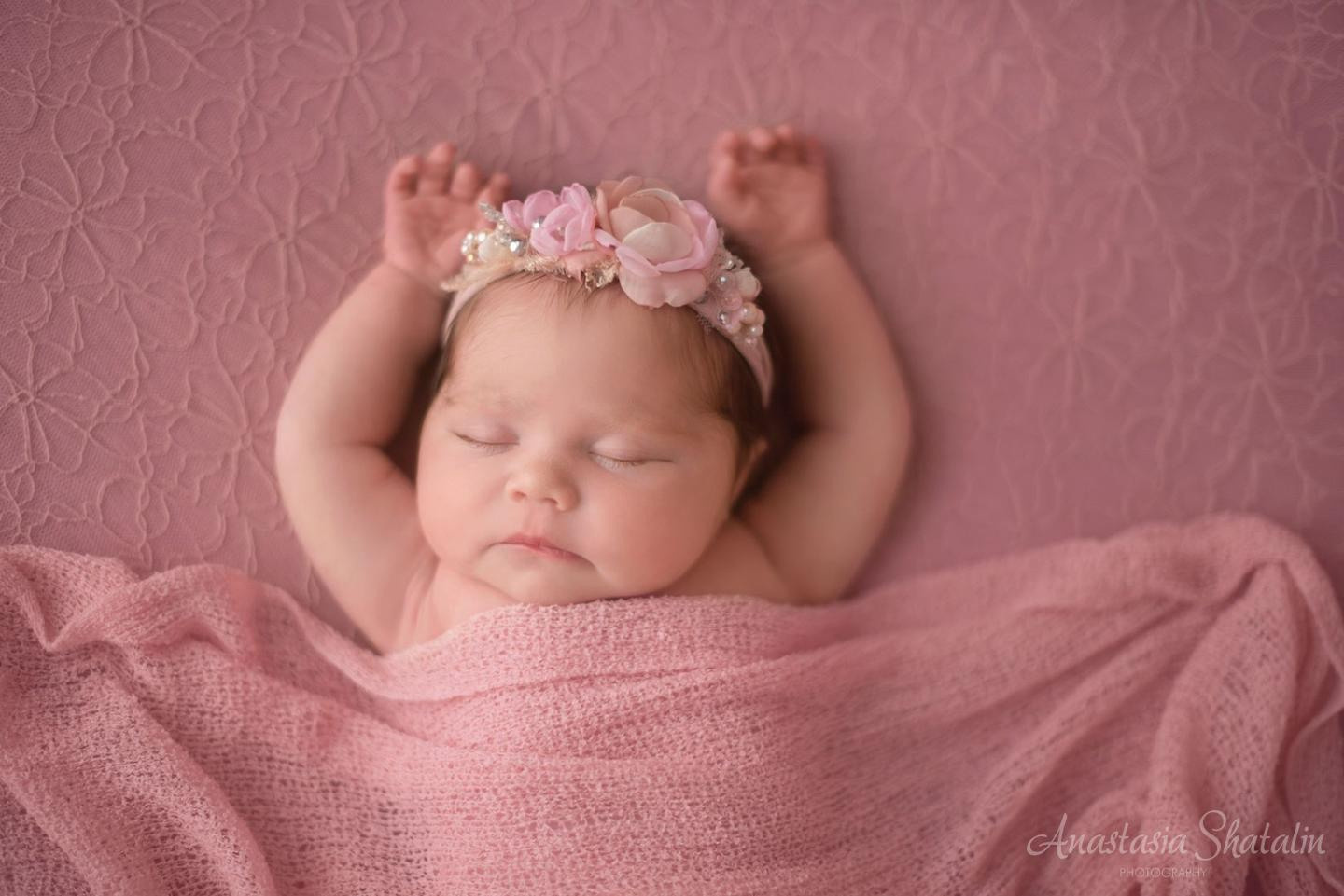 Rocklin newborn photographer. Family photographer in Roseville, Rocklin, Folsom, Sacramento