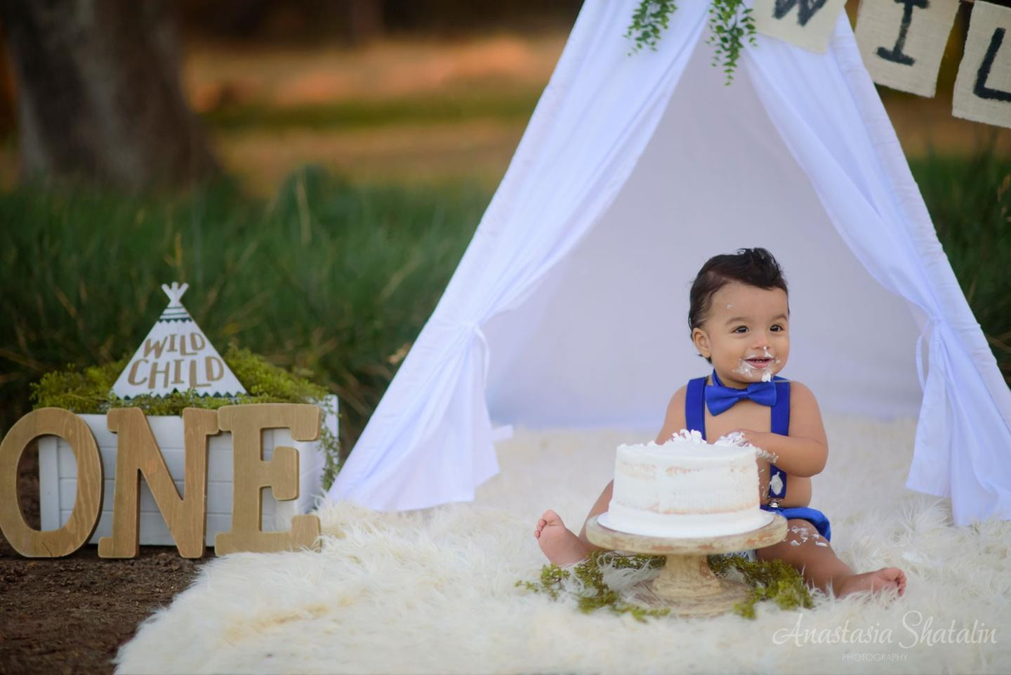 Sacramento first birthday photography. Family photographer in Roseville, Rocklin, Folsom, Sacramento