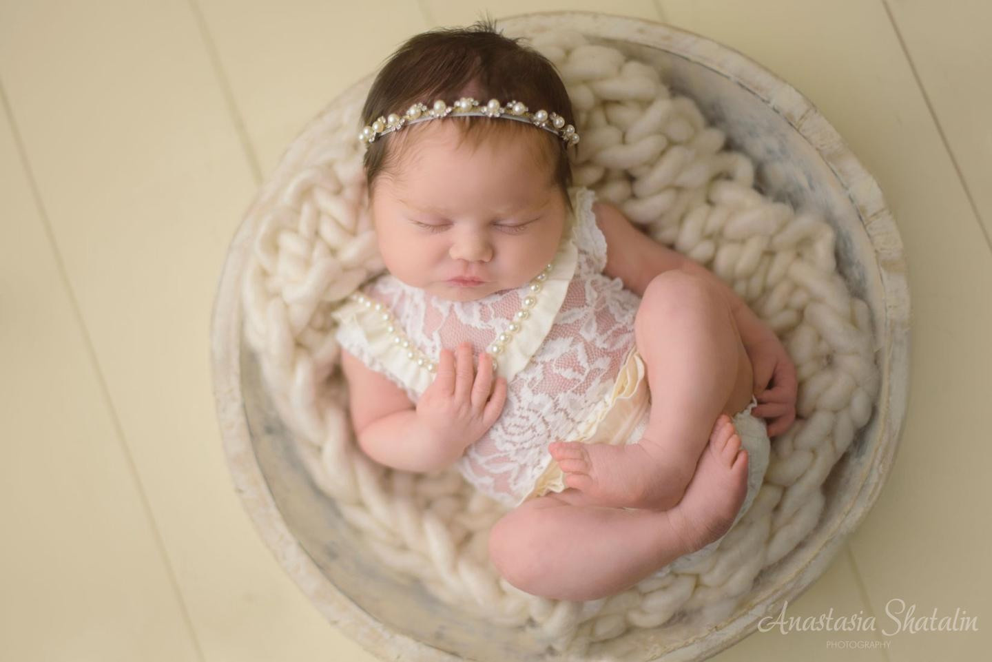 Rocklin newborn photographer. Family photographer in Roseville, Rocklin, Folsom, Sacramento