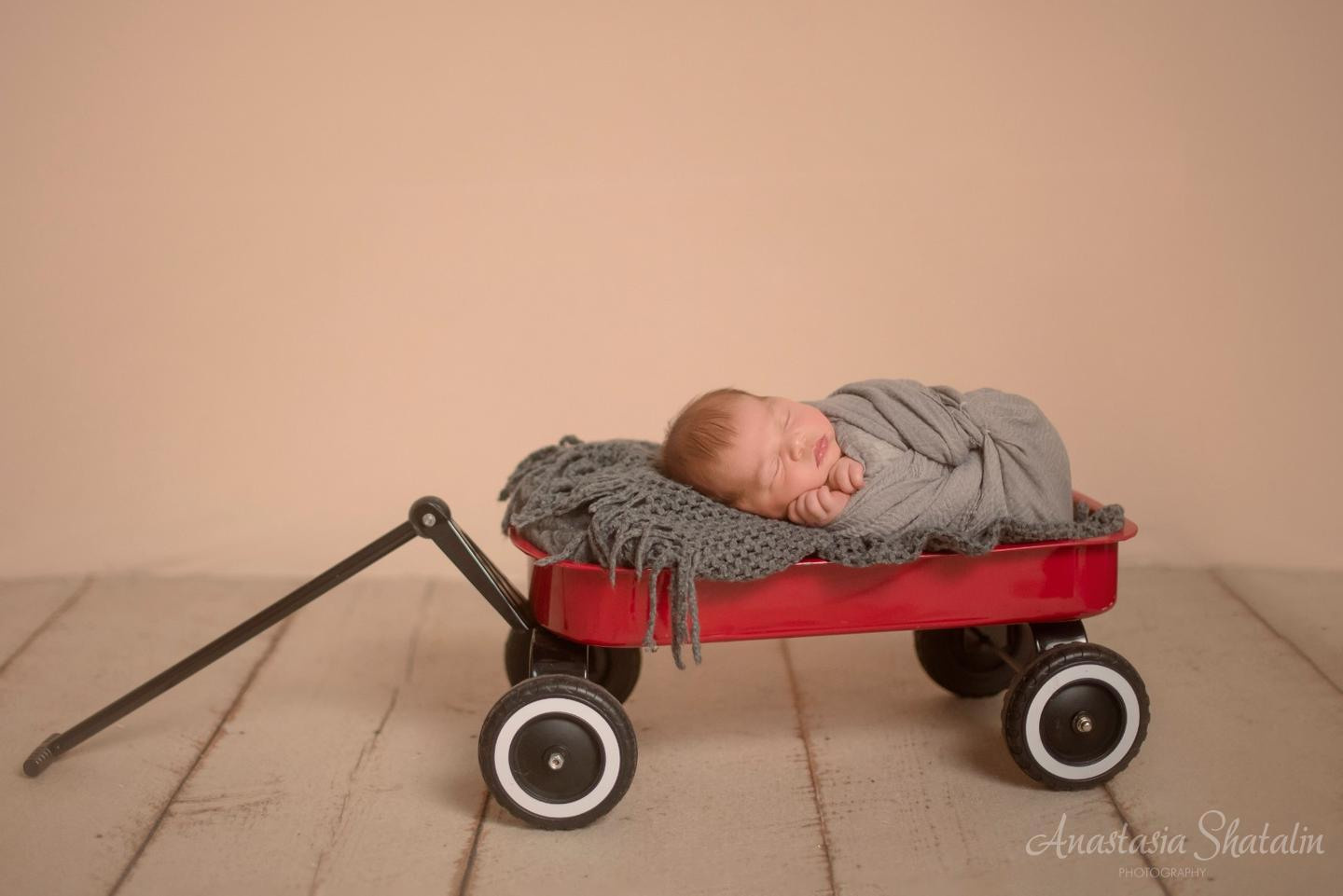 Newborn photographer Sacramento, Elk grove, Roseville. Family photographer in Roseville, Rocklin, Folsom, Sacramento