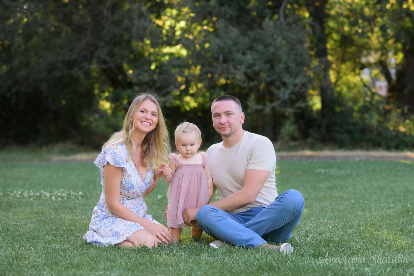 Sunset cake smash 1st birthday photography Rocklin, CA. Family photographer in Roseville, Rocklin, Folsom, Sacramento