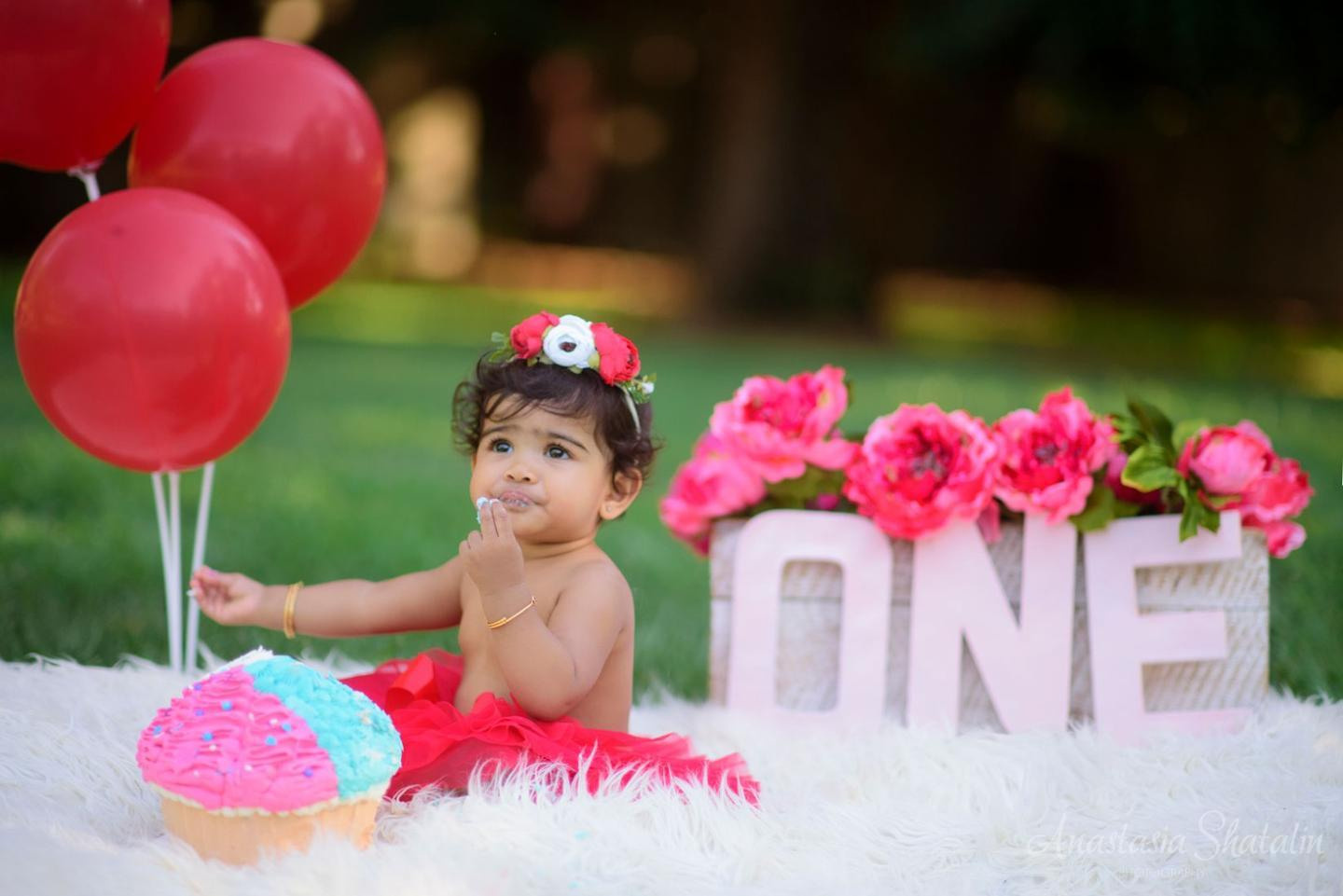 Family and birthday photos Roseville. Family photographer in Roseville, Rocklin, Folsom, Sacramento