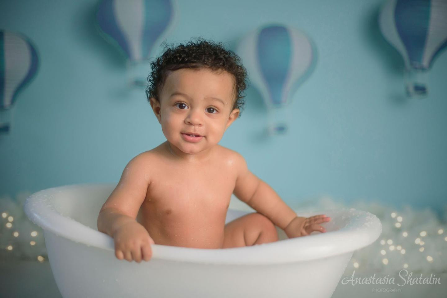 Cake smash photographer Rocklin. Family photographer in Roseville, Rocklin, Folsom, Sacramento