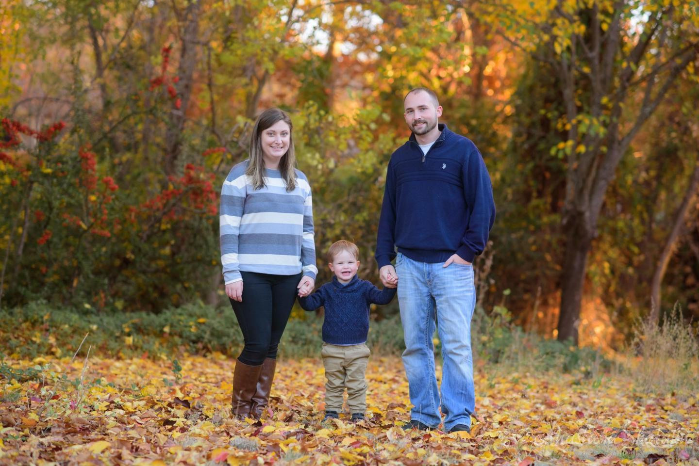 Autumn family photographer Roseville, Rocklin, Sacramento, granite bay Folsom. Family photographer in Roseville, Rocklin, Folsom, Sacramento
