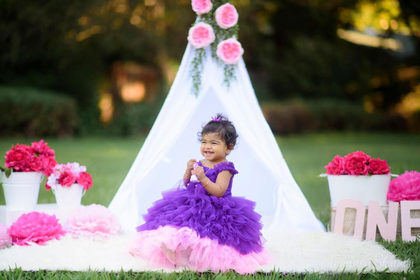 Family and birthday photos Roseville. Family photographer in Roseville, Rocklin, Folsom, Sacramento