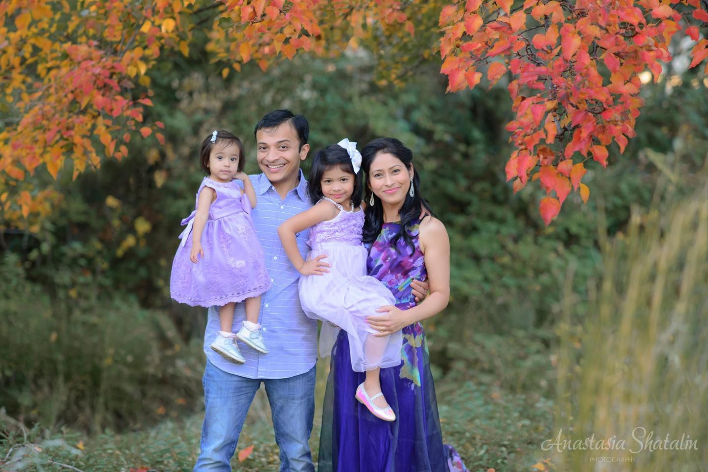 Fall family portrait photographer Folsom, CA. Family photographer in Roseville, Rocklin, Folsom, Sacramento