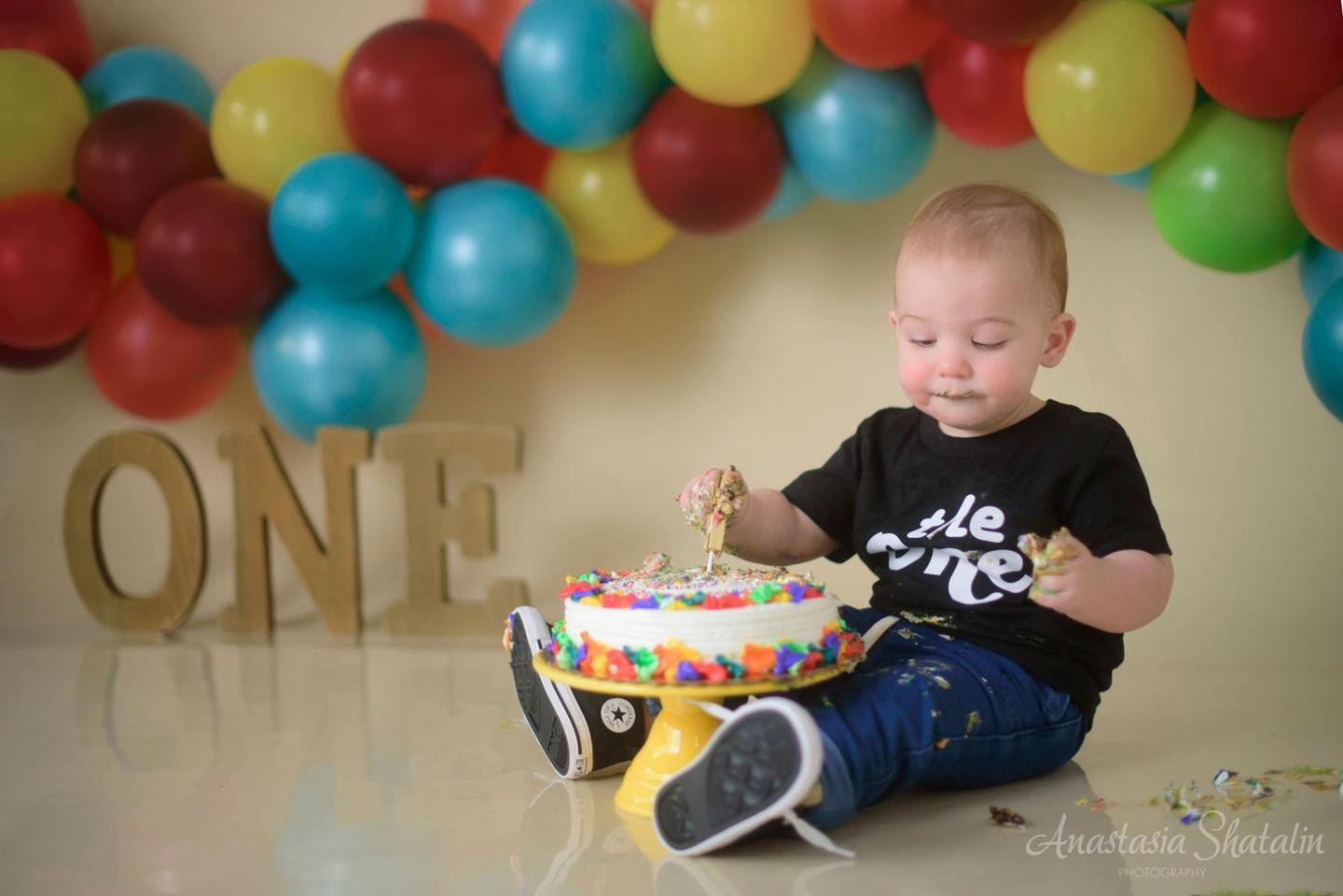 First birthday baby photos Roseville, Rocklin, Sacramento. Family photographer in Roseville, Rocklin, Folsom, Sacramento