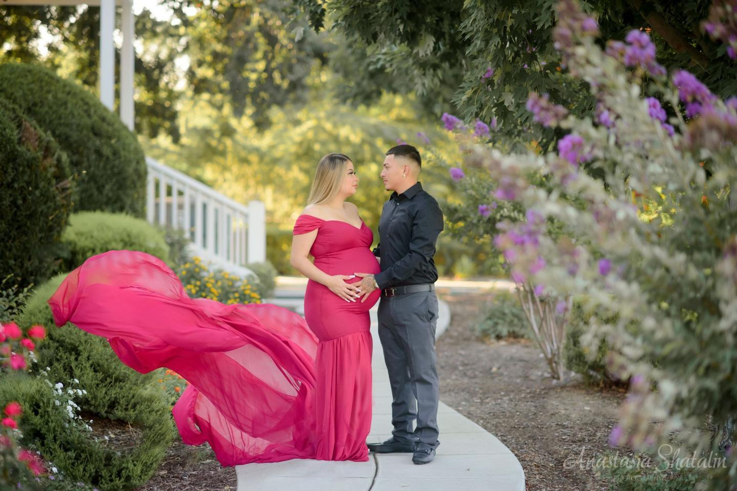 Maternity photographer Rocklin, CA. Family photographer in Roseville, Rocklin, Folsom, Sacramento