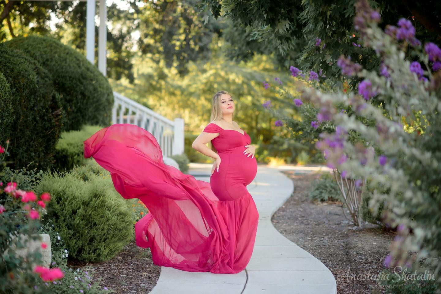 Maternity photographer Rocklin, CA. Family photographer in Roseville, Rocklin, Folsom, Sacramento