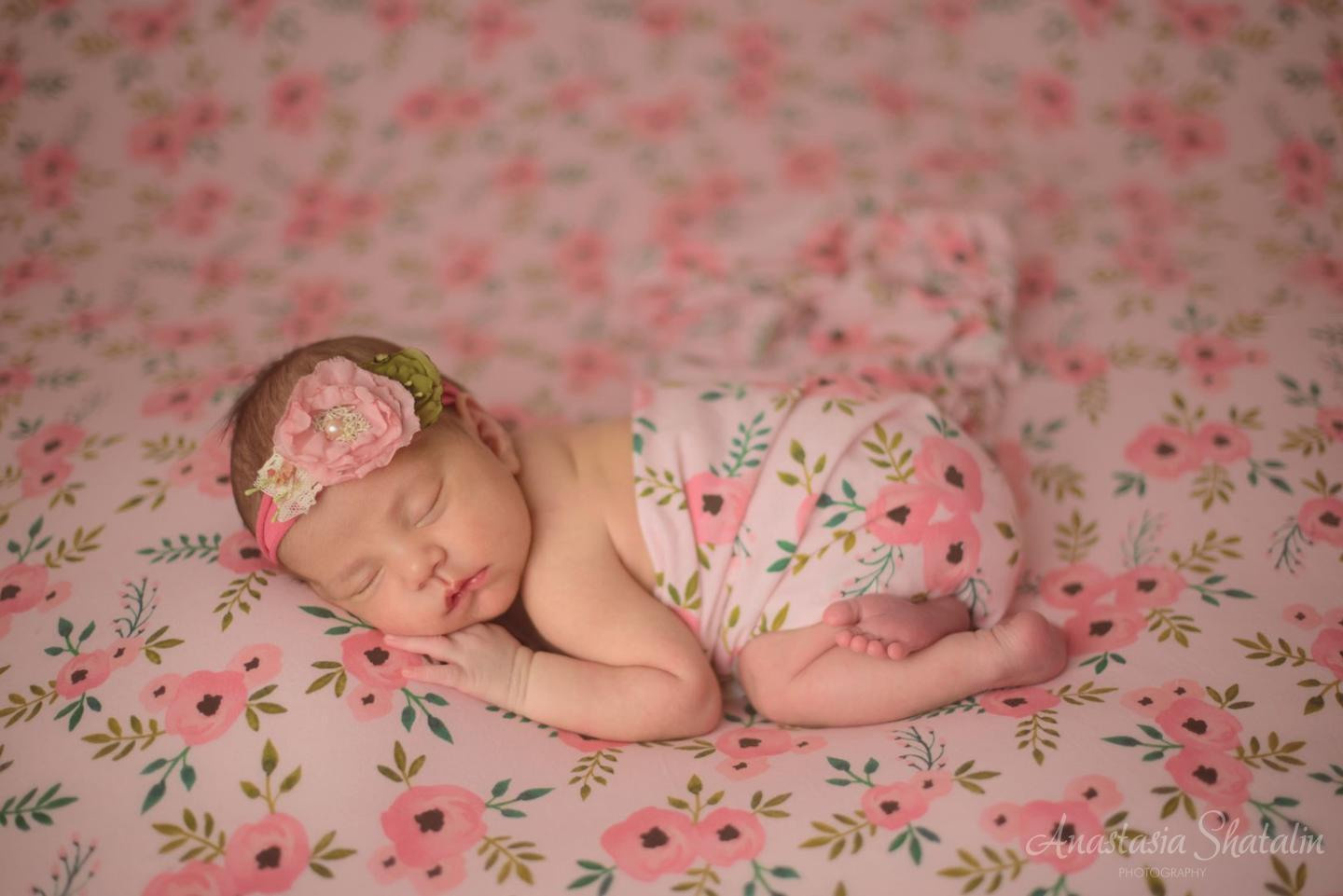 Roseville newborn photography. Family photographer in Roseville, Rocklin, Folsom, Sacramento