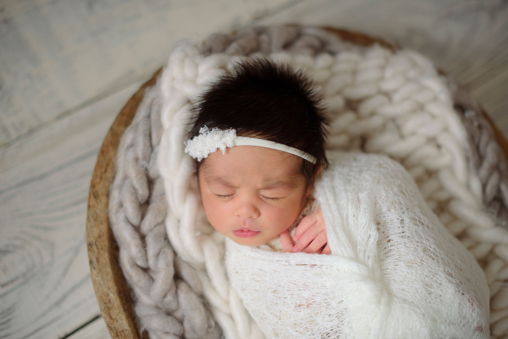 Newborn photography in Roseville. Family photographer in Roseville, Rocklin, Folsom, Sacramento