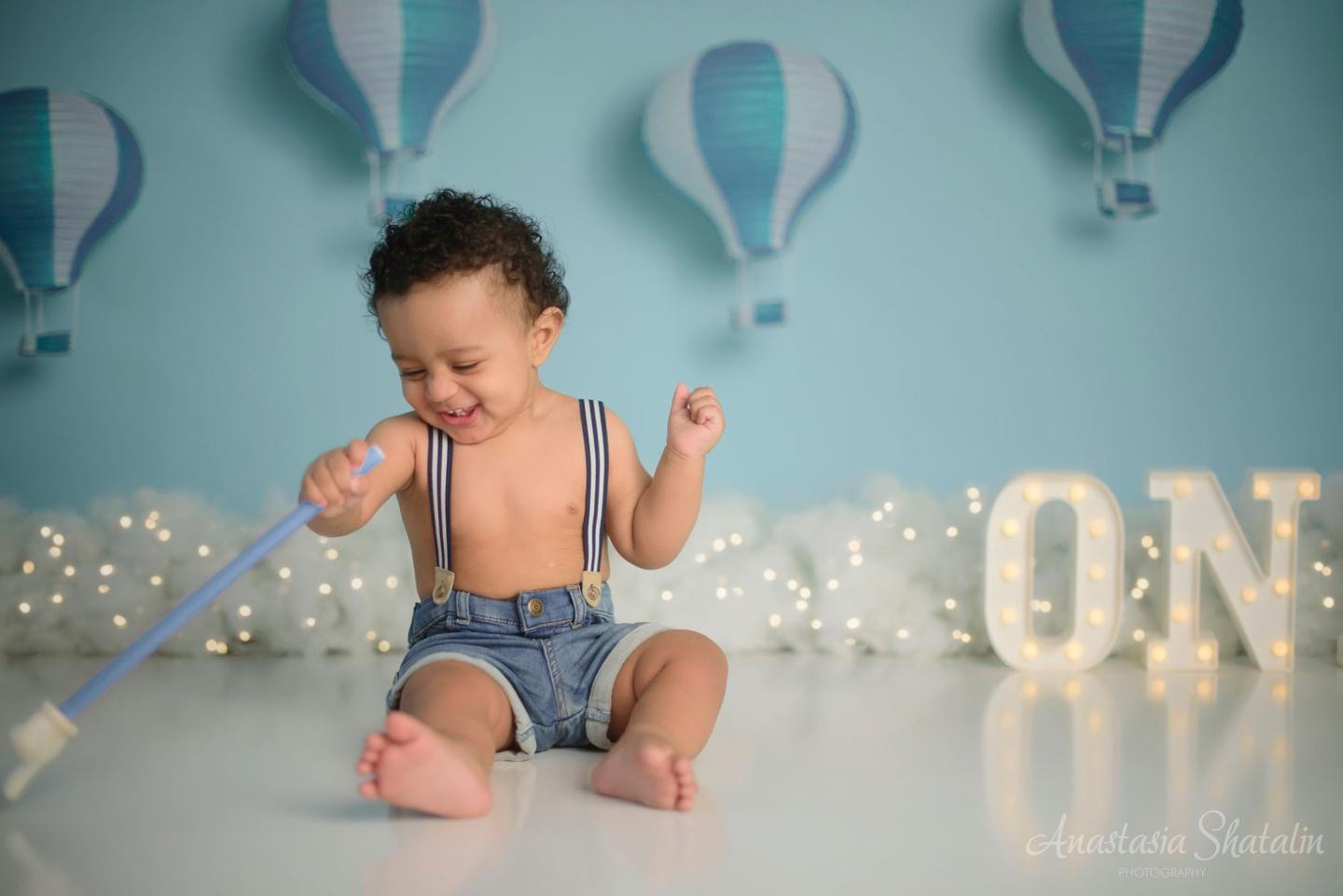 Cake smash photographer Rocklin. Family photographer in Roseville, Rocklin, Folsom, Sacramento