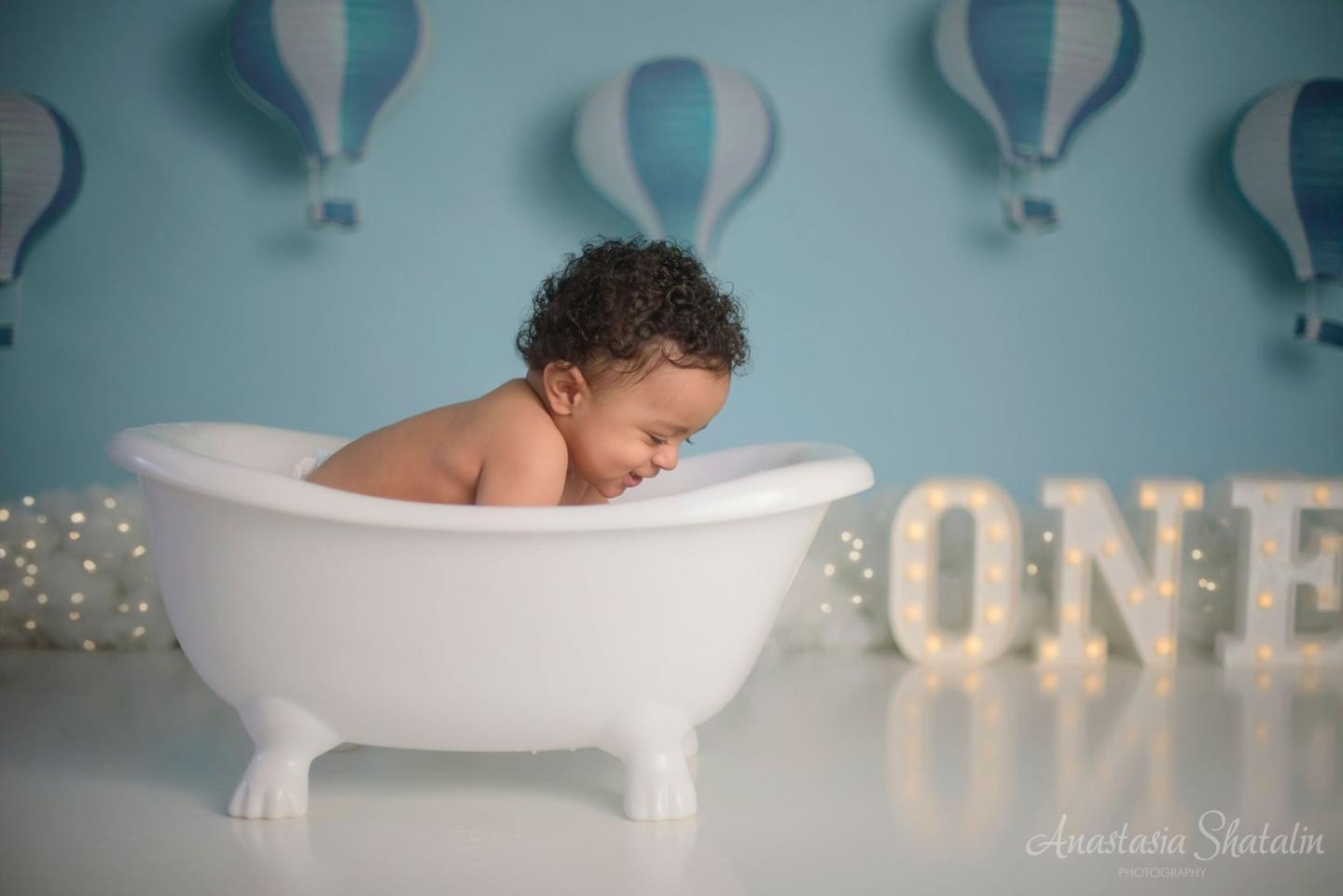 Cake smash photographer Rocklin. Family photographer in Roseville, Rocklin, Folsom, Sacramento