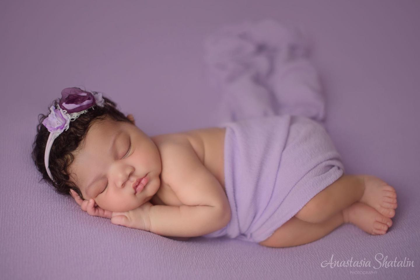 Newborn photographer Sacramento. Family photographer in Roseville, Rocklin, Folsom, Sacramento