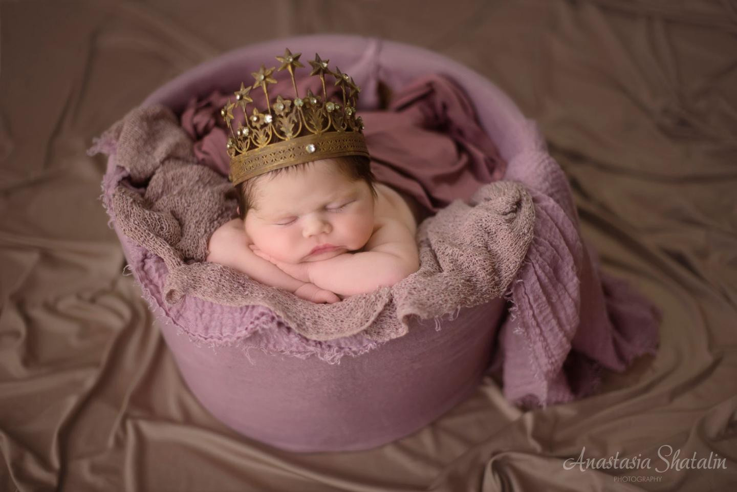 Rocklin newborn photographer. Family photographer in Roseville, Rocklin, Folsom, Sacramento