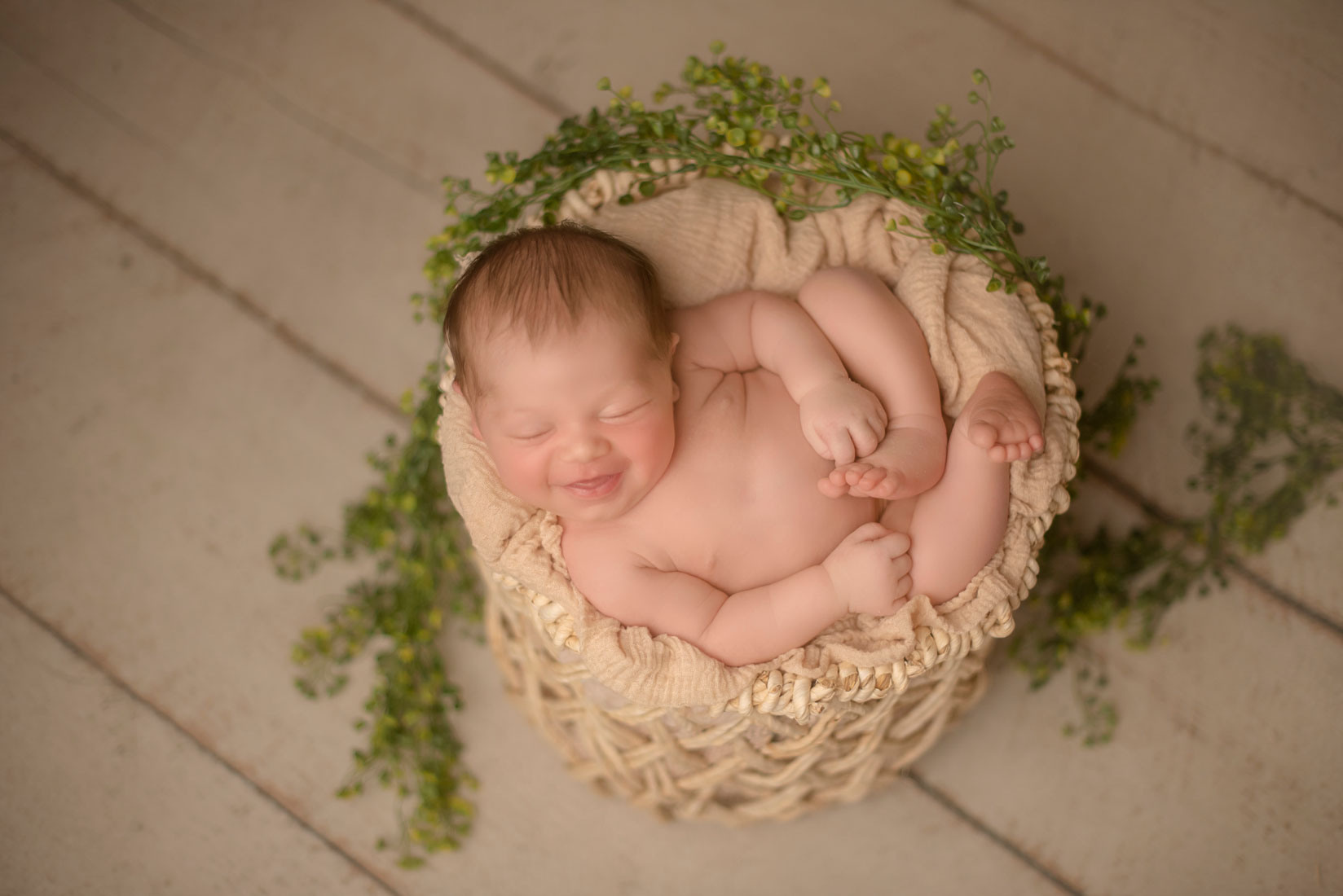 Newborn photographer Sacramento, Elk grove, Roseville. Family photographer in Roseville, Rocklin, Folsom, Sacramento