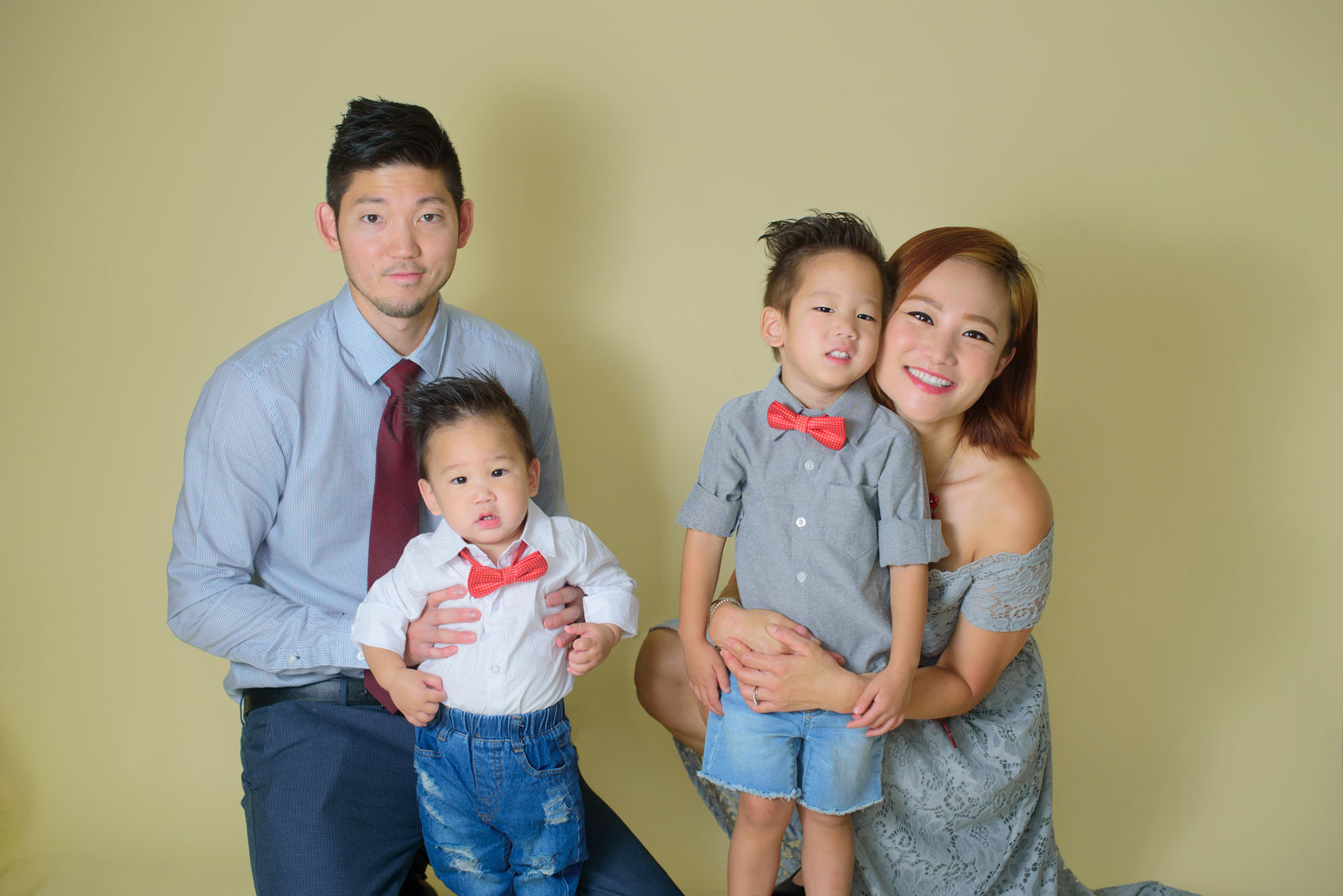Mickey mouse first birthday session. Family photographer in Roseville, Rocklin, Folsom, Sacramento