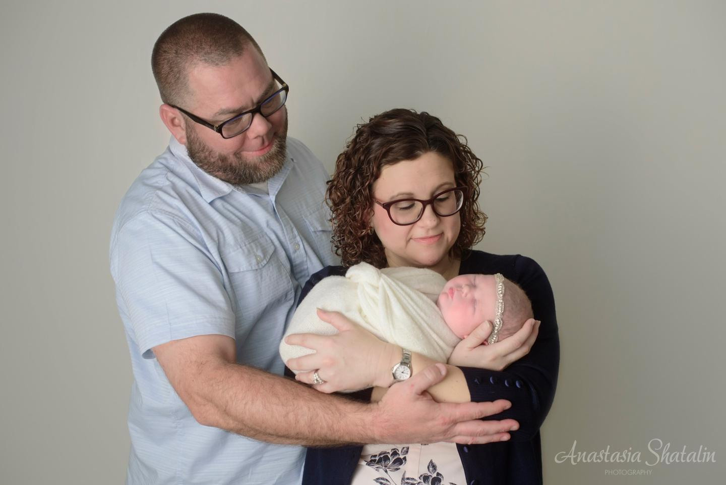 Newborn photographer Rocklin, CA. Family photographer in Roseville, Rocklin, Folsom, Sacramento