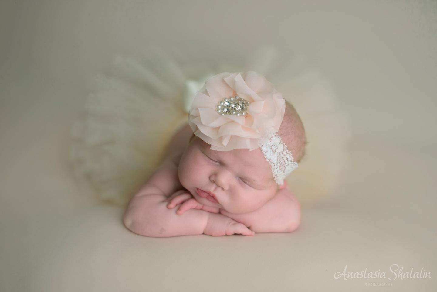 Newborn photographer Rocklin, CA. Family photographer in Roseville, Rocklin, Folsom, Sacramento