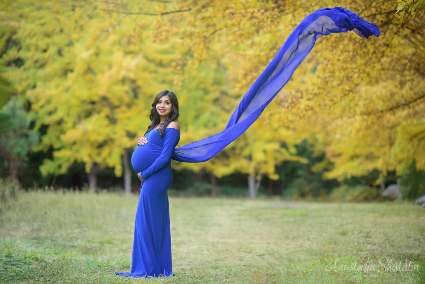 Fall pregnancy photos Rocklin, Roseville, Sacramento. Family photographer in Roseville, Rocklin, Folsom, Sacramento