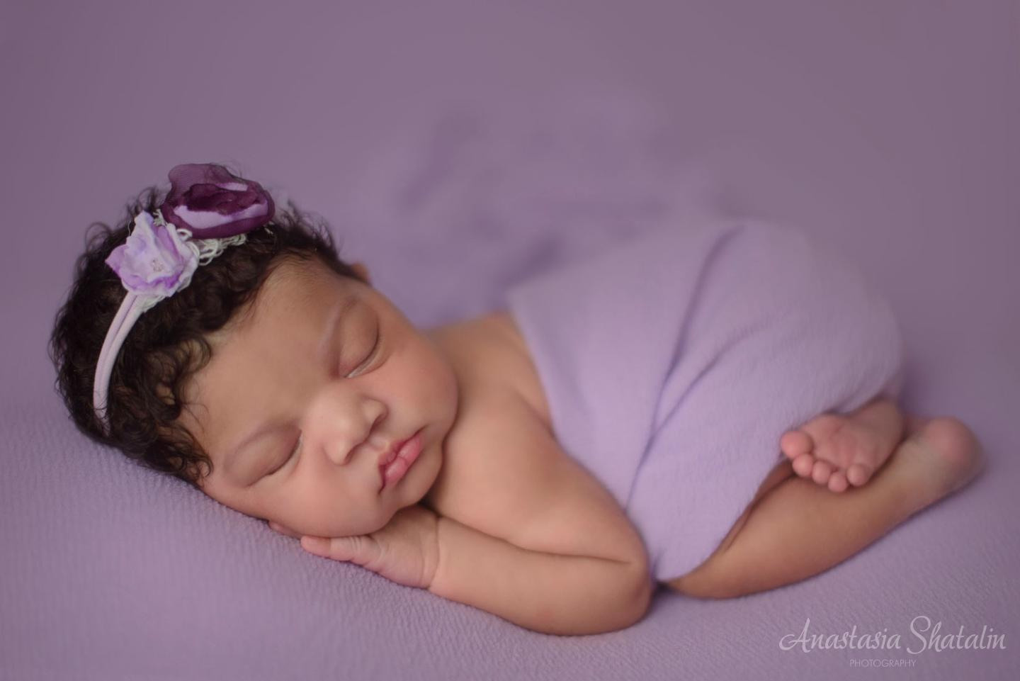 Newborn photographer Sacramento. Family photographer in Roseville, Rocklin, Folsom, Sacramento