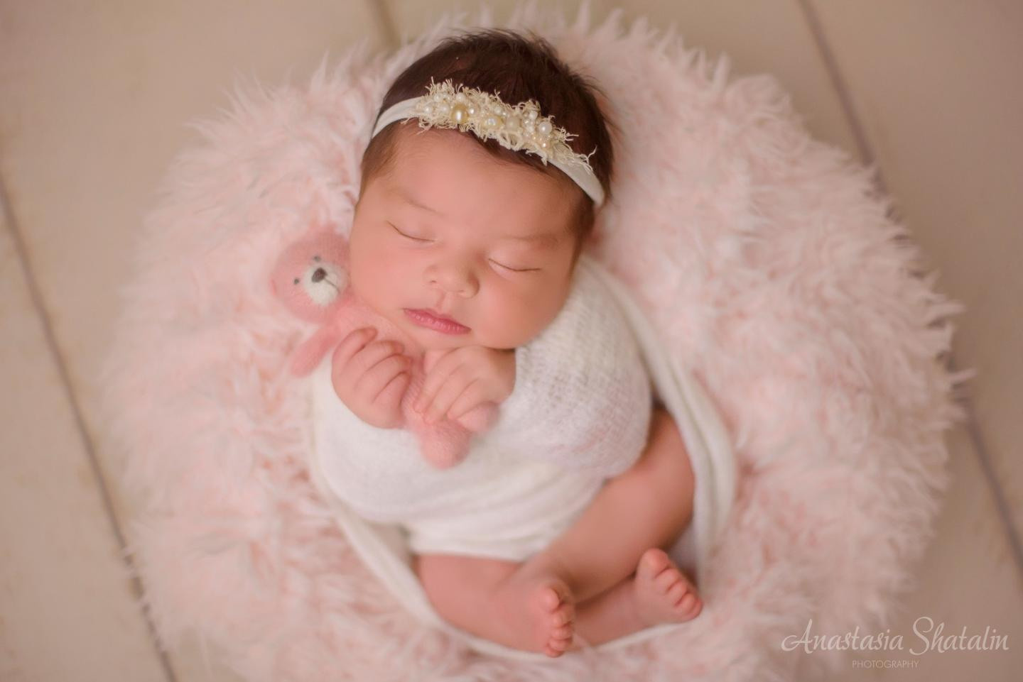 Yuba city newborn photographer. Family photographer in Roseville, Rocklin, Folsom, Sacramento