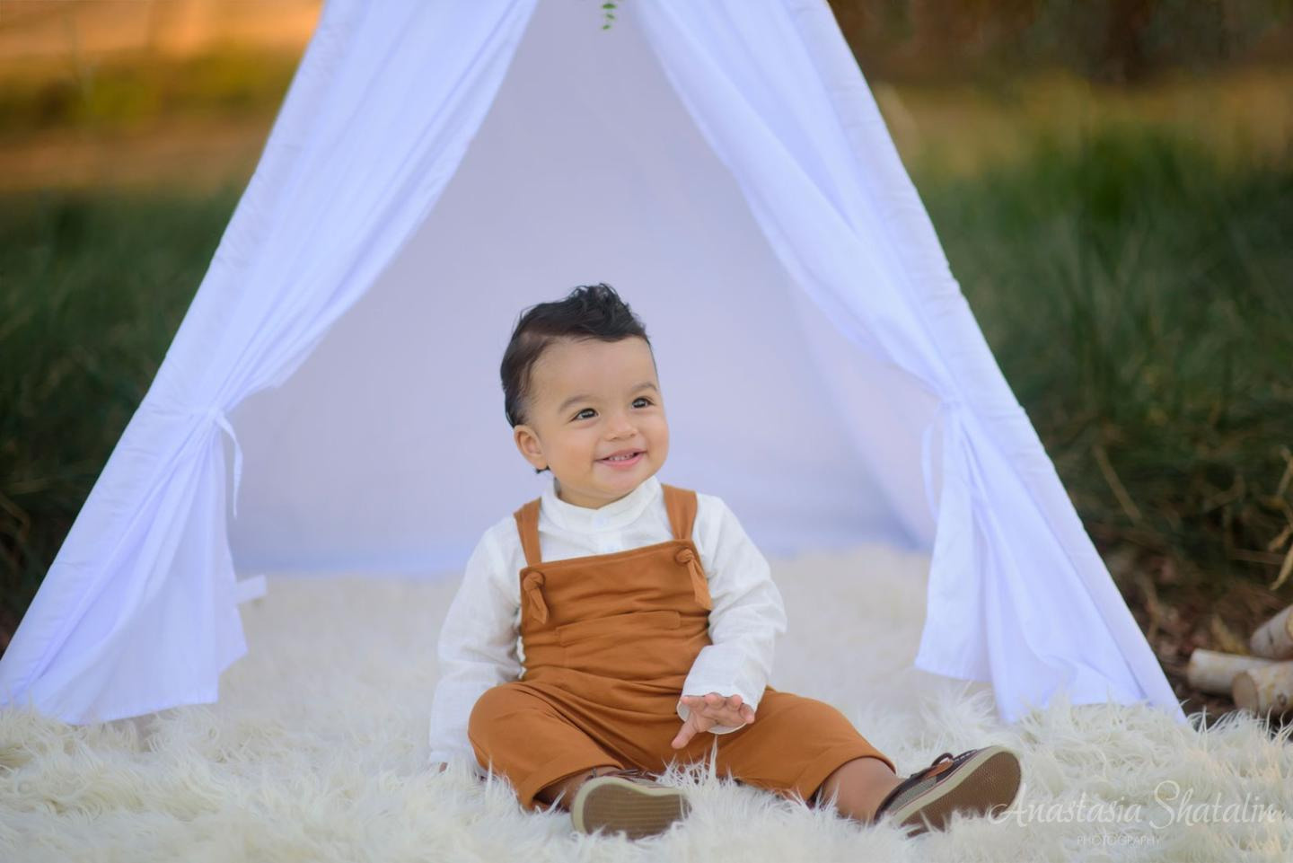 Sacramento first birthday photography. Family photographer in Roseville, Rocklin, Folsom, Sacramento