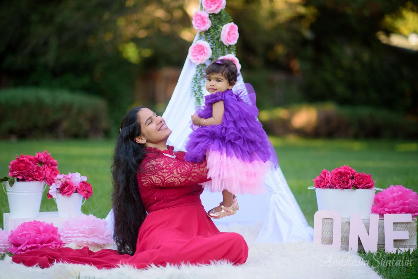 Family and birthday photos Roseville. Family photographer in Roseville, Rocklin, Folsom, Sacramento