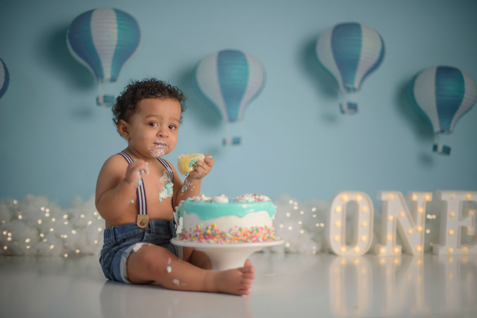 Cake smash photographer Rocklin. Family photographer in Roseville, Rocklin, Folsom, Sacramento
