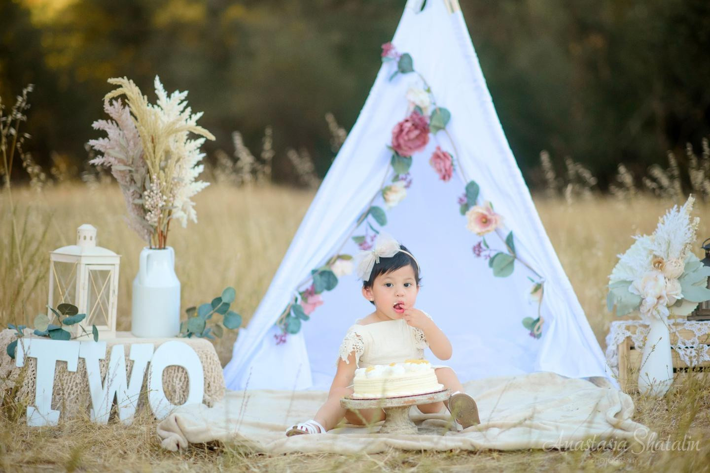 Second 2nd birthday girl photo shoot Boho. Family photographer in Roseville, Rocklin, Folsom, Sacramento