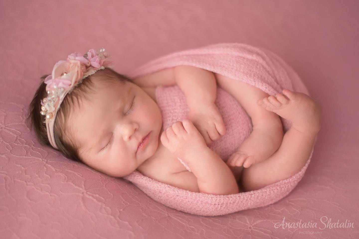 Rocklin newborn photographer. Family photographer in Roseville, Rocklin, Folsom, Sacramento