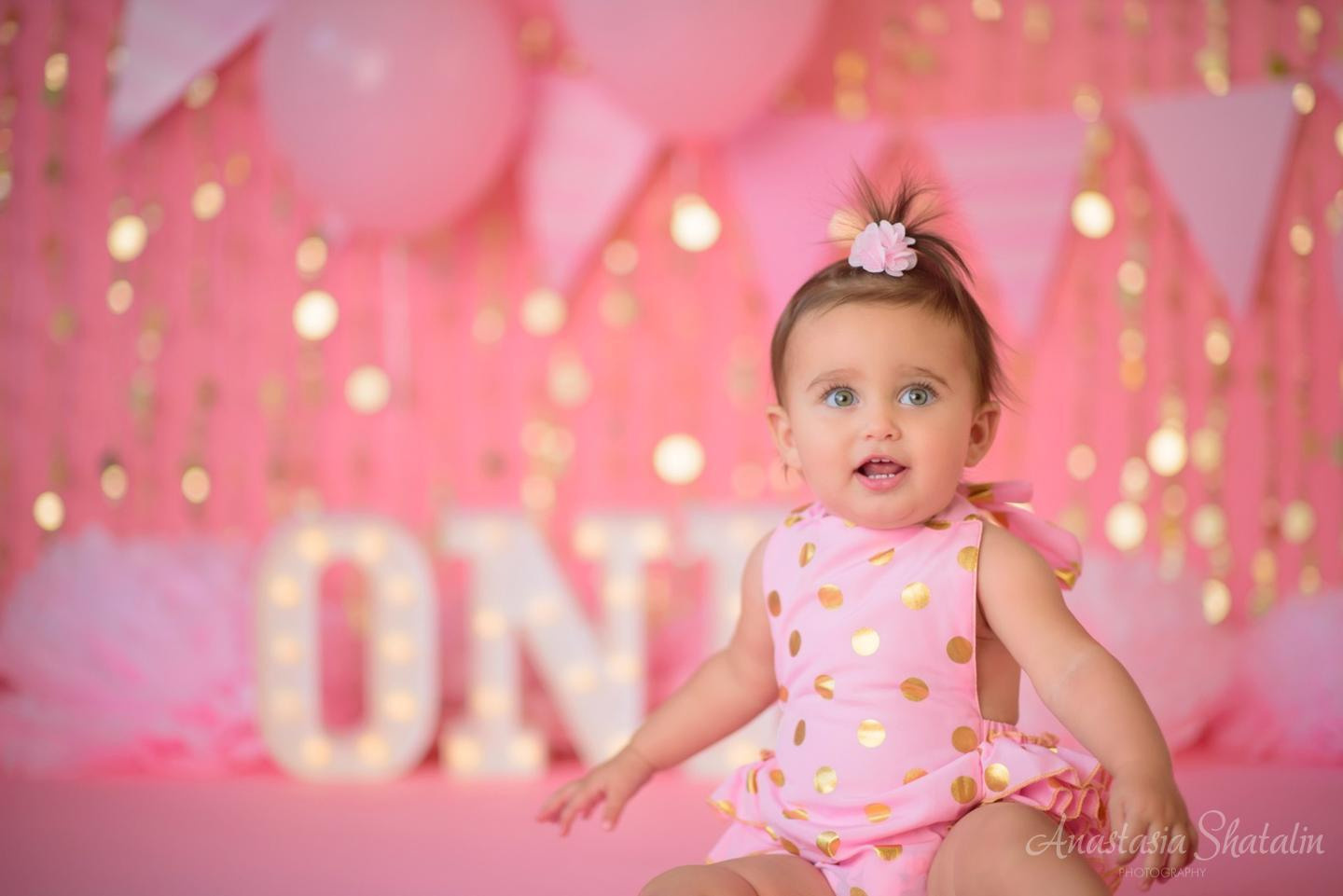 First birthday baby photographer Roseville. Family photographer in Roseville, Rocklin, Folsom, Sacramento