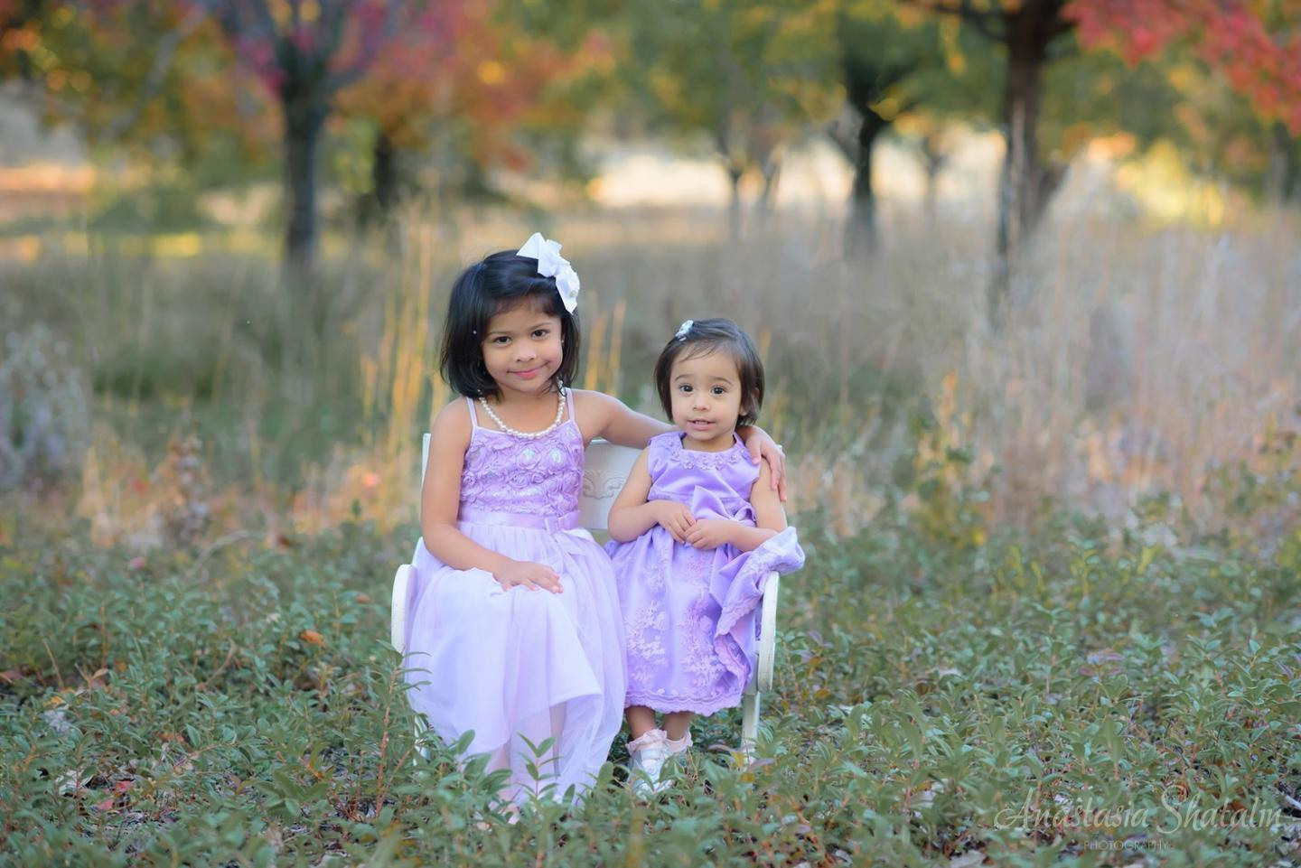 Fall family portrait photographer Folsom, CA. Family photographer in Roseville, Rocklin, Folsom, Sacramento