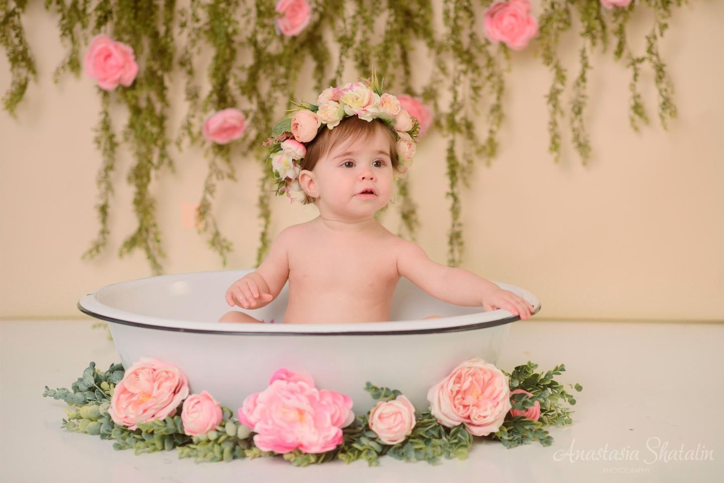 Roseville cake smash. Family photographer in Roseville, Rocklin, Folsom, Sacramento