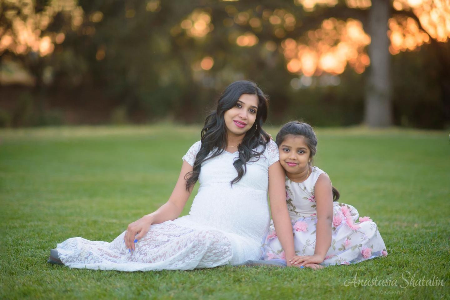 Fall pregnancy photos Rocklin, Roseville, Sacramento. Family photographer in Roseville, Rocklin, Folsom, Sacramento