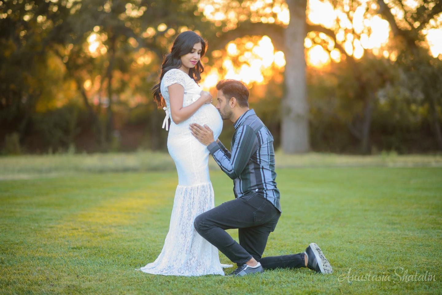 Fall pregnancy photos Rocklin, Roseville, Sacramento. Family photographer in Roseville, Rocklin, Folsom, Sacramento