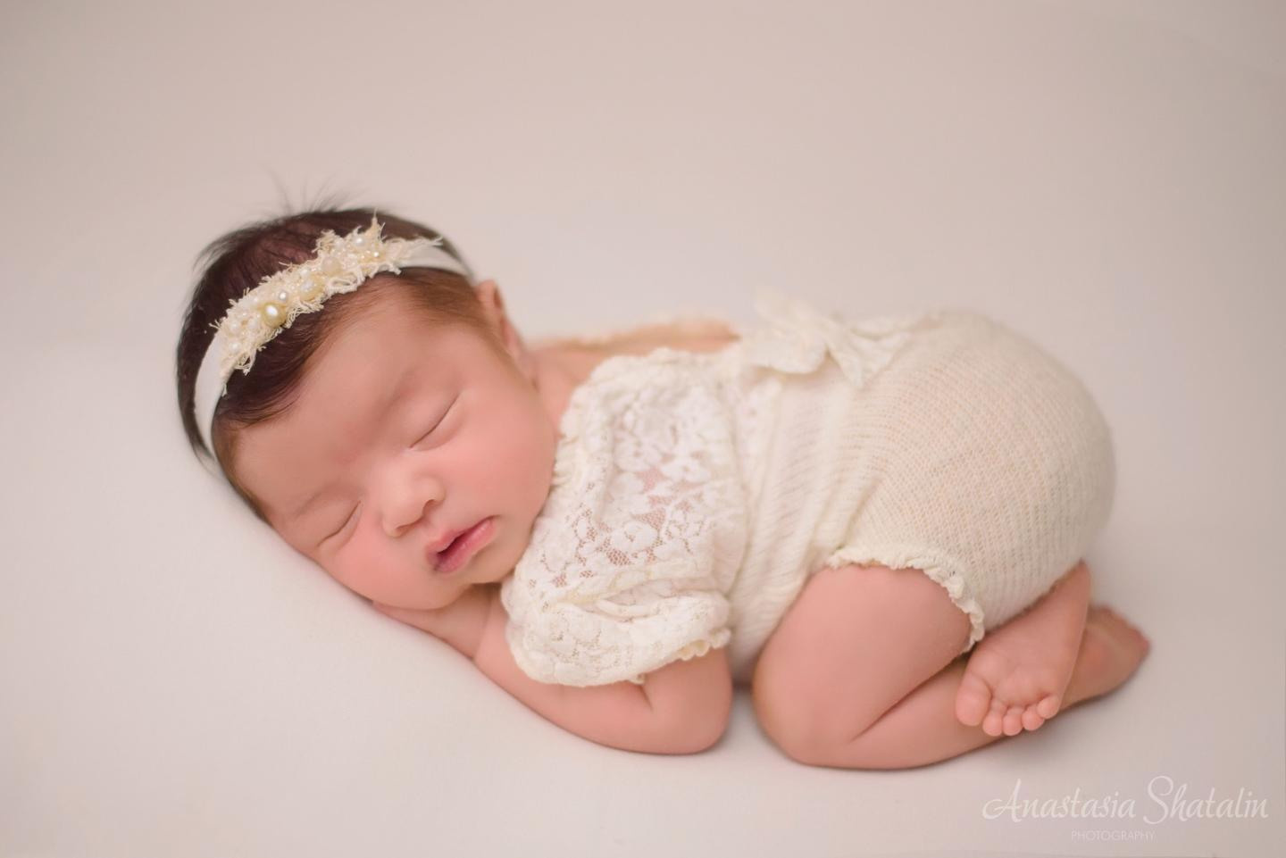 Yuba city newborn photographer. Family photographer in Roseville, Rocklin, Folsom, Sacramento