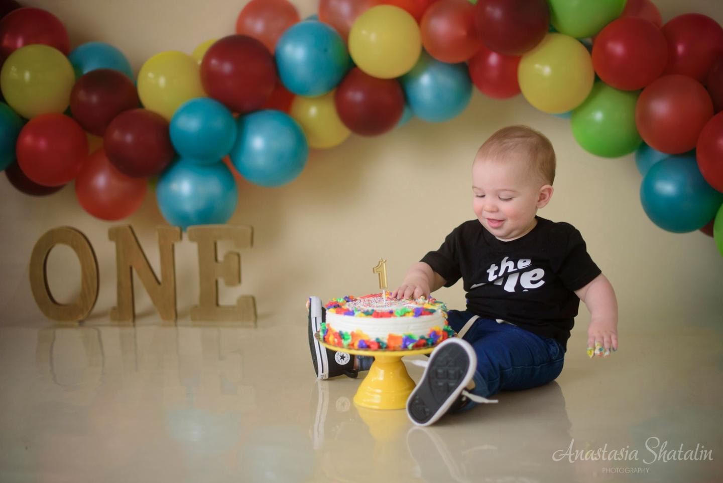 First birthday baby photos Roseville, Rocklin, Sacramento. Family photographer in Roseville, Rocklin, Folsom, Sacramento