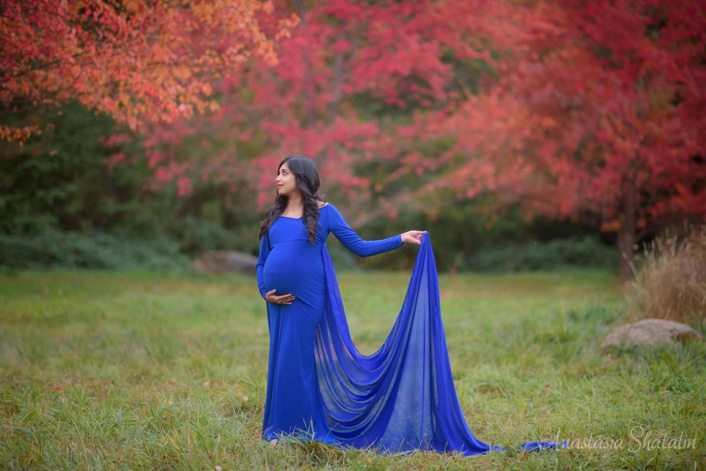 Fall pregnancy photos Rocklin, Roseville, Sacramento. Family photographer in Roseville, Rocklin, Folsom, Sacramento