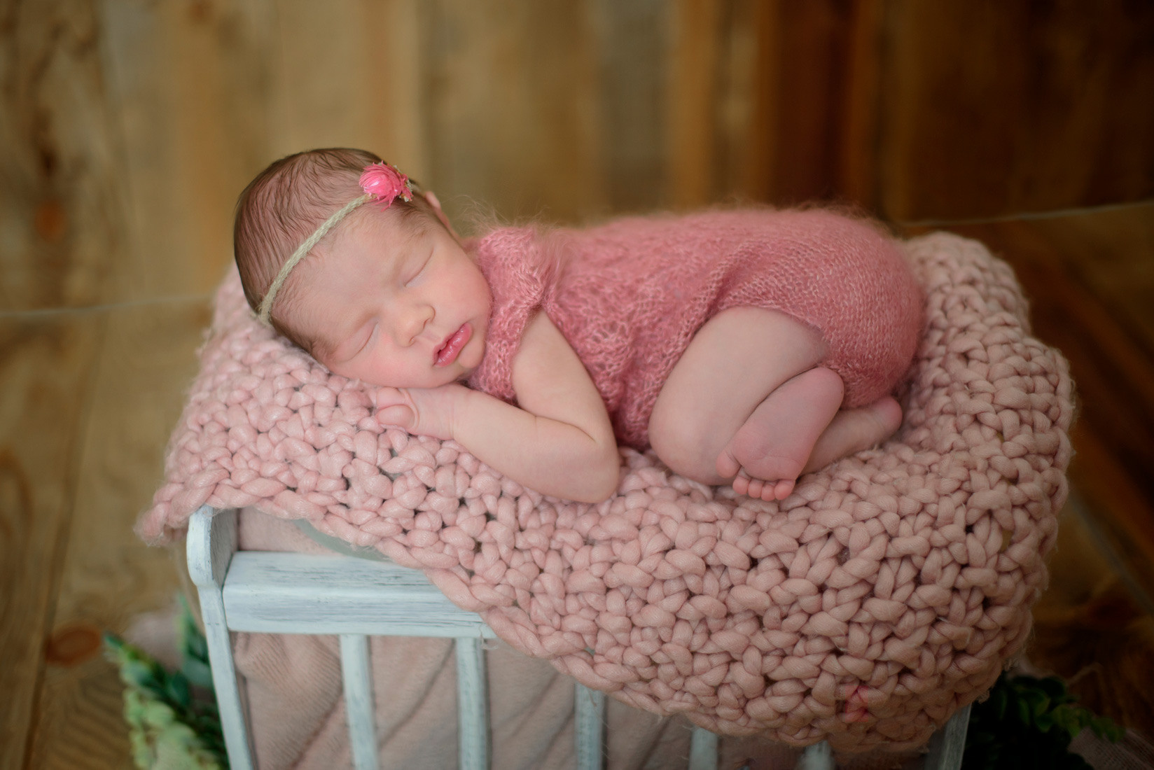 Newborn photography in Roseville, CA. Family photographer in Roseville, Rocklin, Folsom, Sacramento