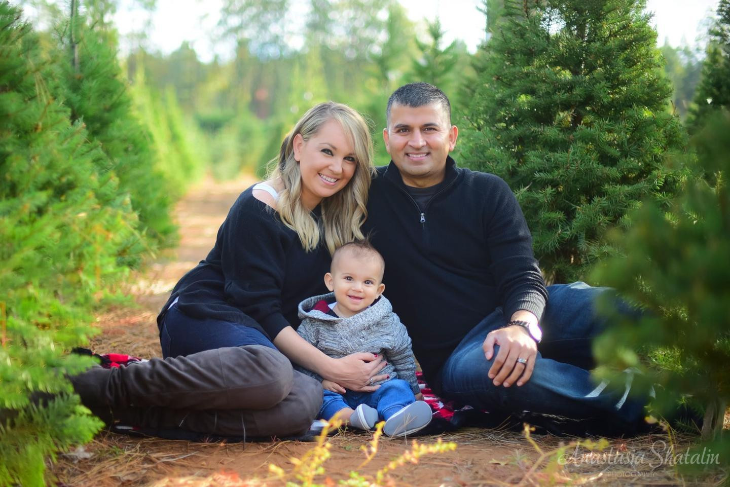 Christmas photography Roseville Christmas mini session Rocklin. Family photographer in Roseville, Rocklin, Folsom, Sacramento