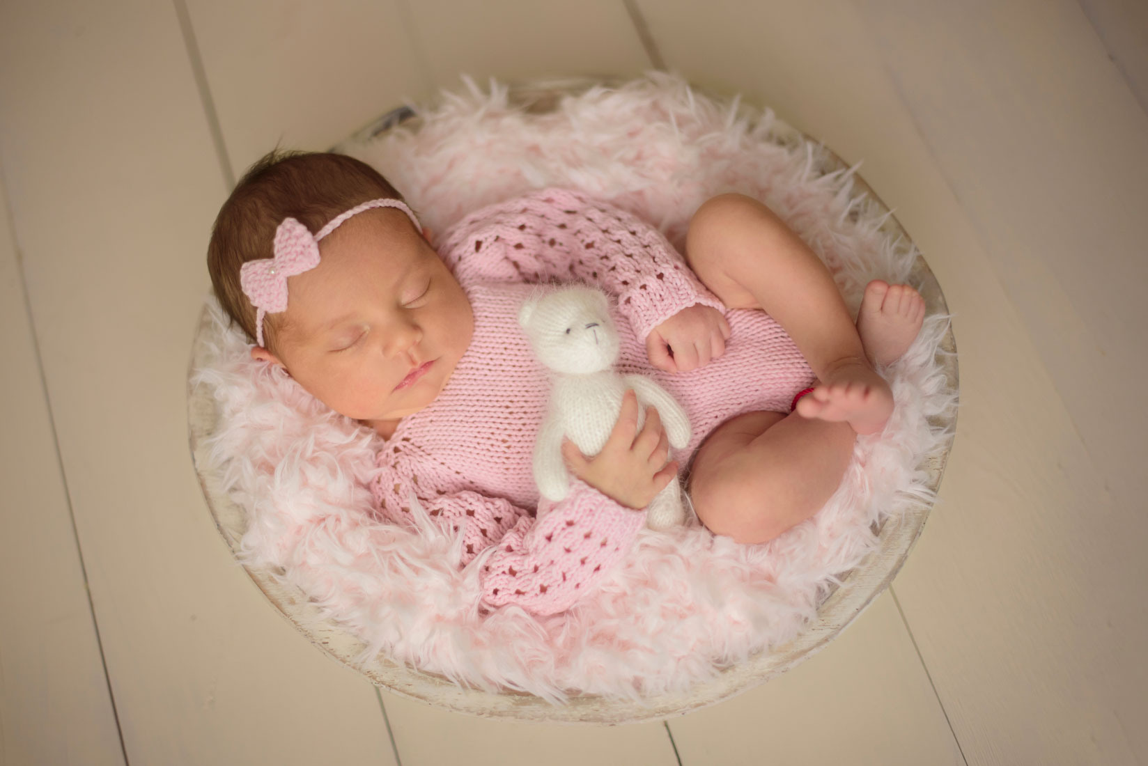 Roseville newborn photography. Family photographer in Roseville, Rocklin, Folsom, Sacramento