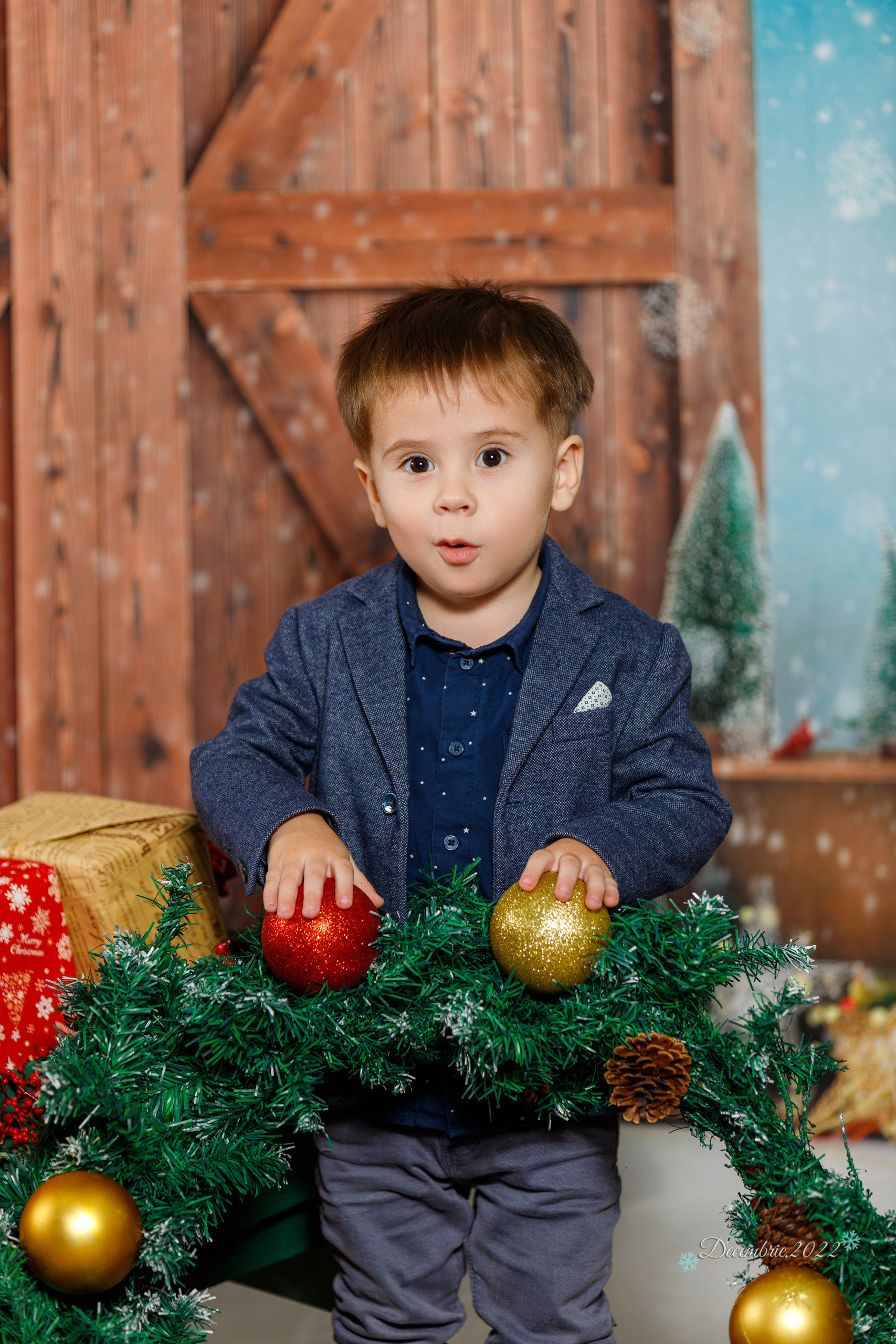 Recenzii. Albume de absolvire: gradinita, gimnaziu, liceu. Venete in Moldova