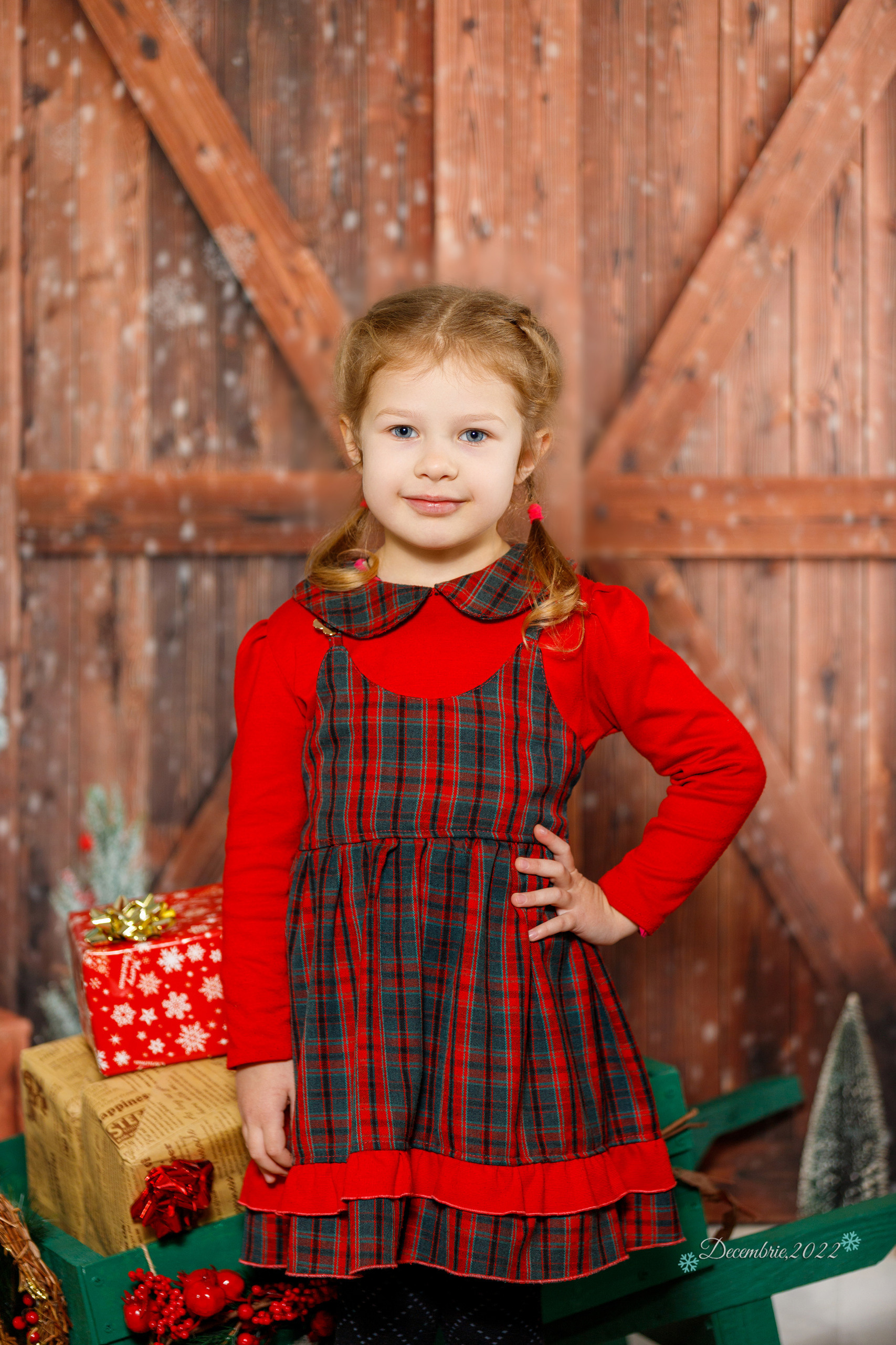 Recenzii. Albume de absolvire: gradinita, gimnaziu, liceu. Venete in Moldova