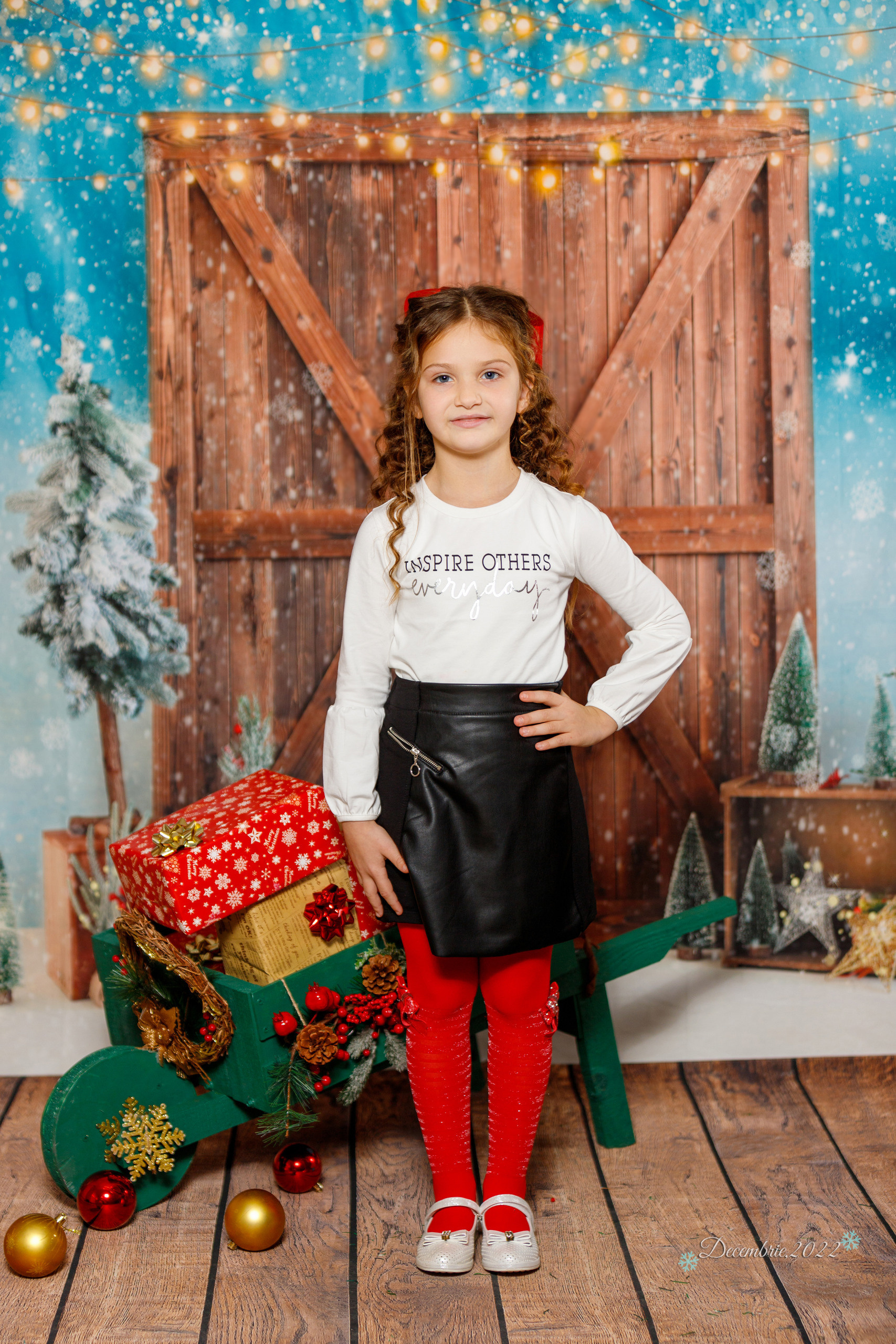 Recenzii. Albume de absolvire: gradinita, gimnaziu, liceu. Venete in Moldova