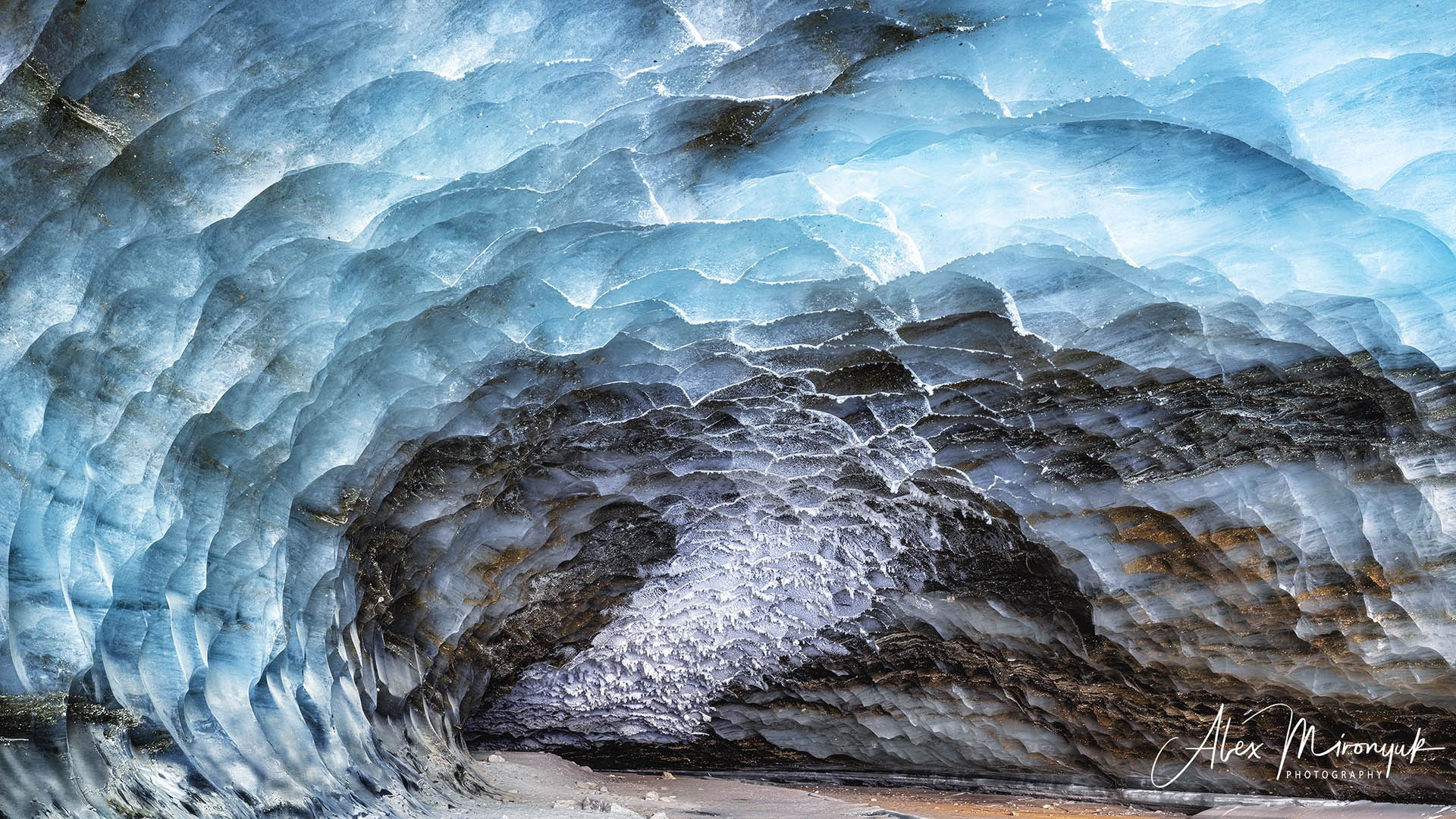 Chasing the Aurora Borealis. Alex Mironyuk Photography