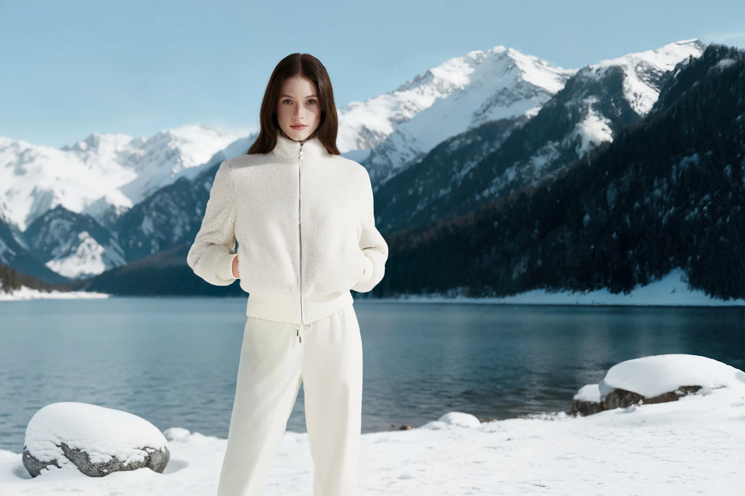 FASHION. Fashion and advertising photographer Alina Mikhalkovich Dubai