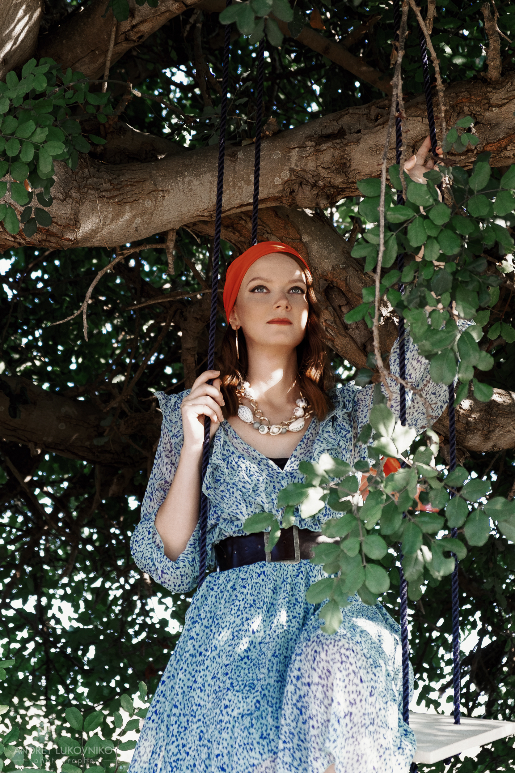 Фотосессия на качелях